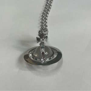 Vivienne westwood orb necklace